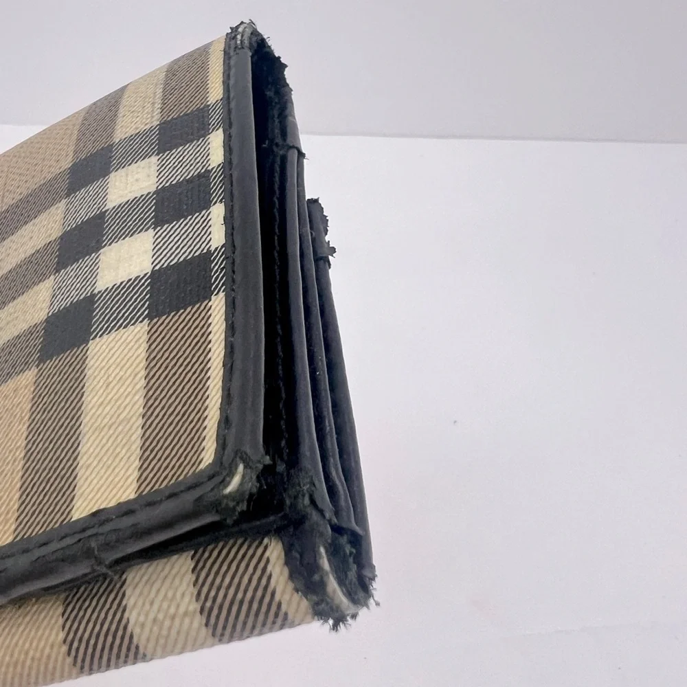 BURBERRY WOMEN’S WALLET, CLASSIC BURBERRY COLORS AND DESIGN - Picture 14 of 16